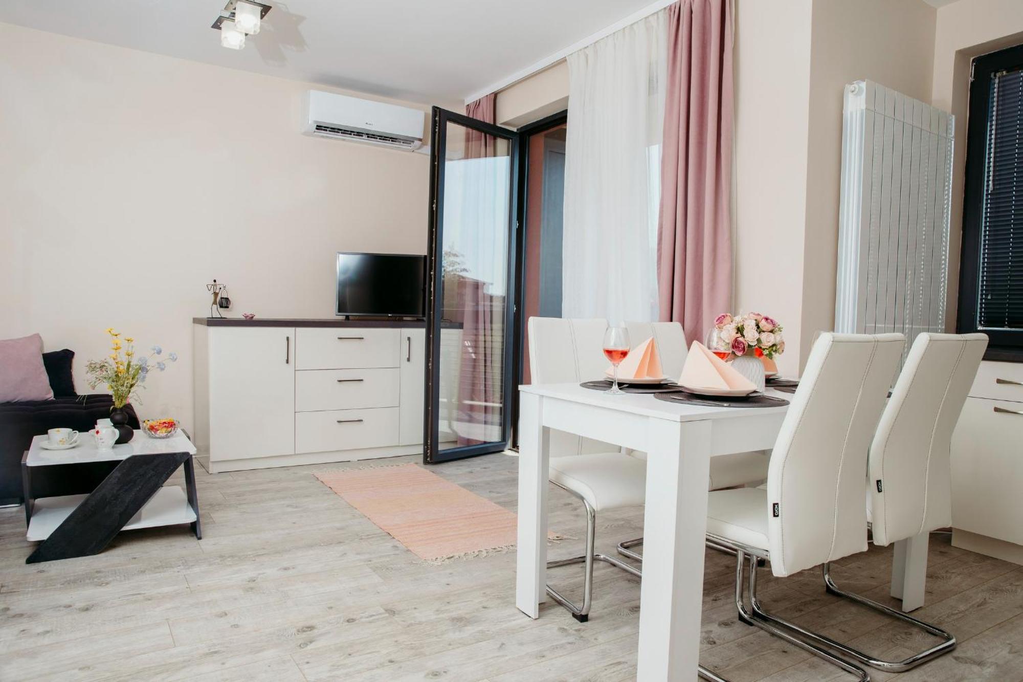 Rose Valley Apartment Kazanlak Ngoại thất bức ảnh