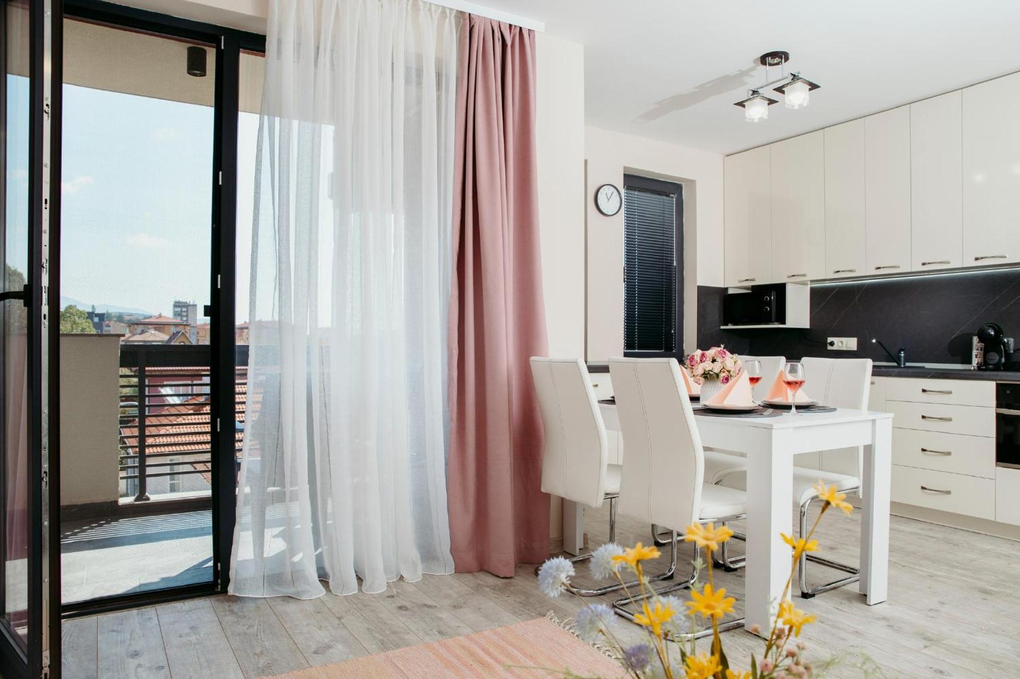 Rose Valley Apartment Kazanlak Ngoại thất bức ảnh